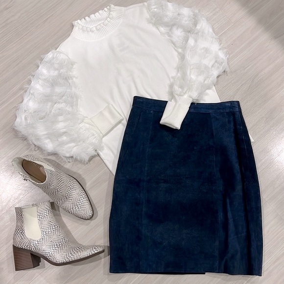 Vintage Blue Suede Skirt - Picture 1 of 11